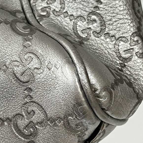 Authentic Gucci Silver Sukey Tote - Picture 4 of 15